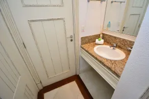 Destino Floripa Jurerê In - IL Campanario - Bathroom