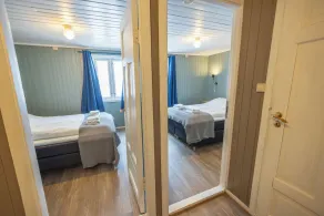 The Tide - Rorbuer - Room