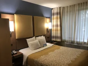 Days Inn by Wyndham Brooklyn - Rom