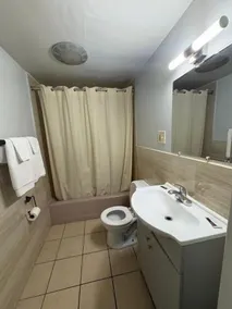 Hollywood Motel - Badezimmer