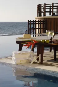 Zafiro Beach Boutique Resort - Pool