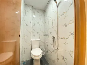 Tamastu House Lippo Karawaci - Bathroom
