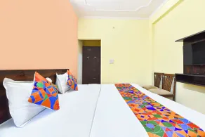 FabHotel Kartik Inn - Chambre