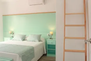 Yucas Homes - Camera