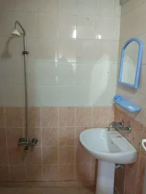 Petek Otel - Badezimmer
