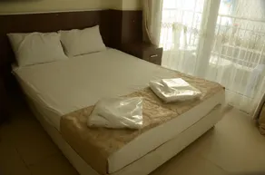 Honor A Pansiyon Side - Room
