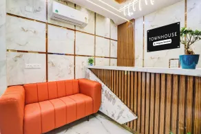 Townhouse Rajahmundry - Hall
