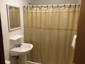 Gerrys Motel - Bathroom