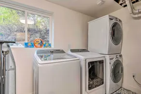 Spacious Layton Retreat w/ Private Hot Tub! - Interior