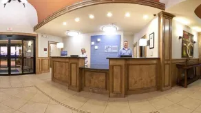 Holiday Inn Express Hotel and Suites Kingsville by IHG - Réception