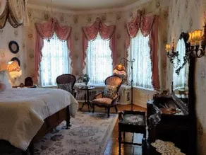 Alexander Mansion Bed and Breakfast - Chambre