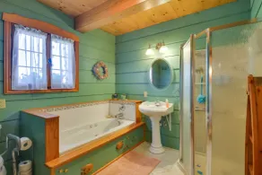 Warm & Cozy Clayton Cabin Near St Lawrence River! - Innenbereich
