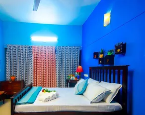 Nutshell-Airport Retreat by the Sea - Chambre