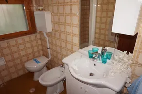 Lovely Semi-detached Villa With Private Garden in Lignano Riviera by Beahost - Bathroom