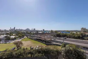 Oaks Brisbane Woolloongabba Suites - View from room