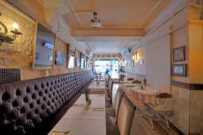 Nobel Hostel Guesthouse - Restaurant