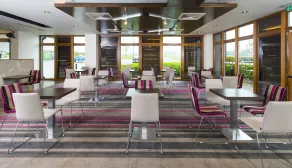 Holiday Inn Express London - Epsom Downs by IHG - Restaurant