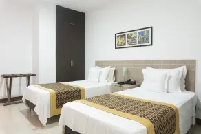 Hotel Cinco Monteria - Room