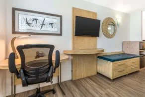 Best Western Plus Capitola By-the-Sea Inn & Suites - Chambre