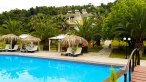 Koviou Holiday Village - Piscina
