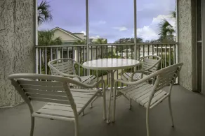 Holiday Inn Club Vacations South Beach Resort - Rum