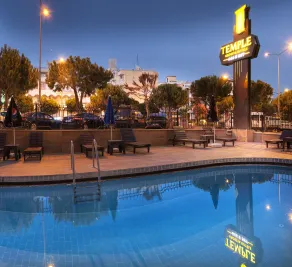 Temple Hotel - Piscina