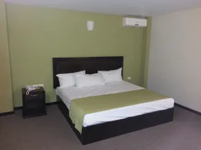 Hotel Santa Fe Monterrey - Habitación