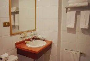 Park Inn by Radisson Puerto Varas - Bathroom