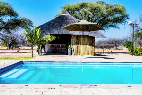 Abenab Lodge & Tours cc - Piscina