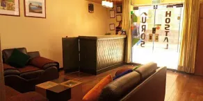HOSTAL LOS UROS - Lobby