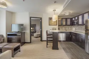 Staybridge Suites Silao by IHG - Chambre