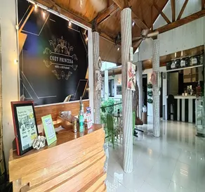 Cozy Princesa Hotel - Rezeption