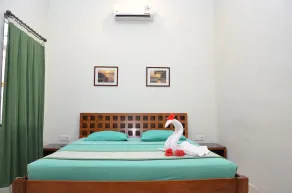 New Garden View Resort - Room