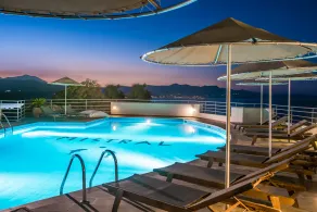Mistral Mare Hotel - Basseng