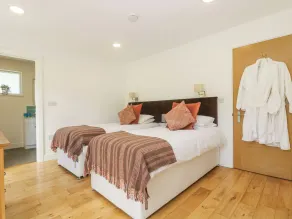 Rowan - Habitación