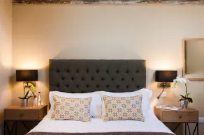 The White Hart, South Harting - Room