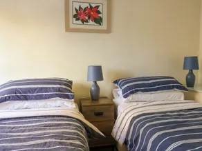Kinderfreundliches Landhaus mit Grill und Garten | Hunde erlaubt - Zimmer