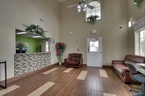 Key West Inn - Millbrook - Hall