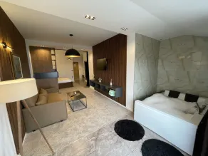 ROZAFA - Zimmer