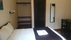 Colonial Plaza Hotel - Room