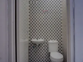 Capital O 92765 J&b Smart Sentul - Bathroom