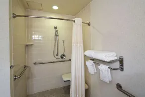 DoubleTree by Hilton Hotel Modesto - Chambre