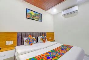 FabHotel Dharani Grand - Nr Mamata Medical College - Room