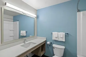 WoodSpring Suites Palm Springs - West Palm Beach - Room