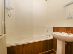 Clover Patch Cottage - Baño