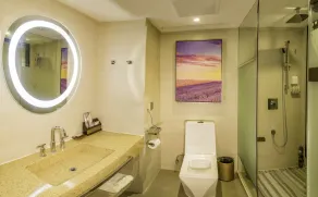 Lavande Hotels·Qingdao Wusi Square - Bathroom