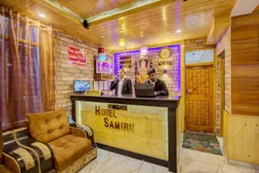 Hotel Samiru Manali - Rezeption