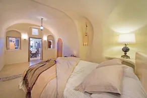 Real Santorini Cave House far From the Crowds - Room