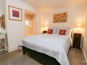 Wallerthwaite Barn Cottage - Room