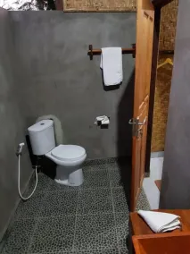 Taman Menjangan homestay by SnorkelingMenjangan - Bathroom